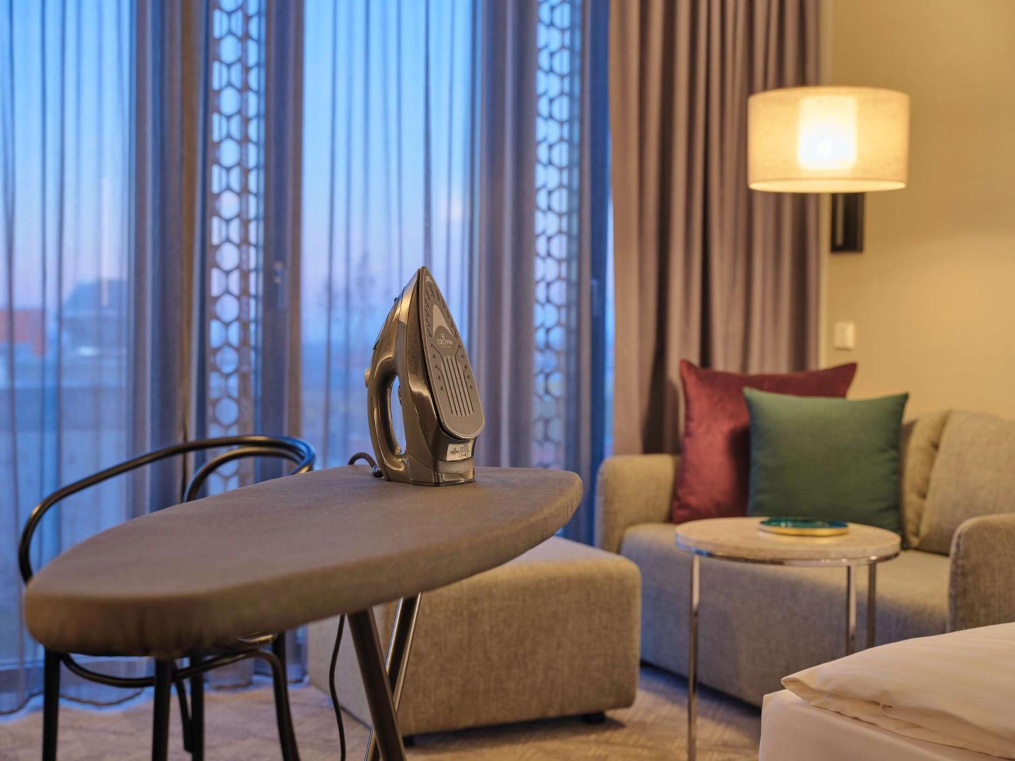 Hotel Adina